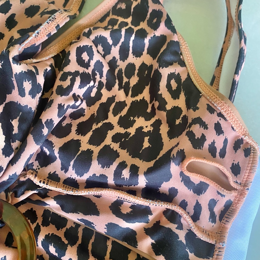 SHEIN Cheetah One Piece Swimsuit - Picture 9 of 9